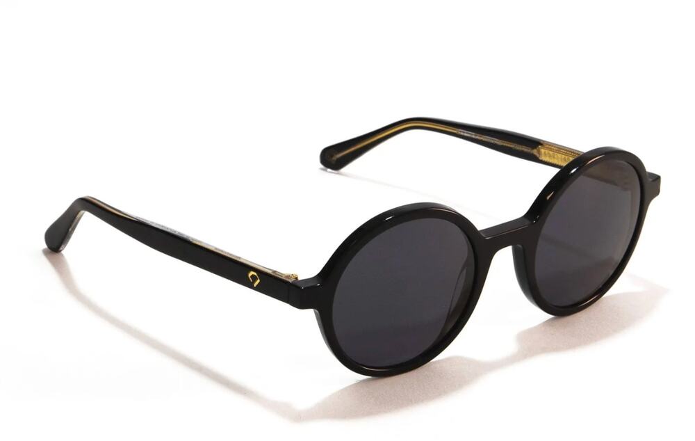 SELFMADE Dickinson Sunglasses Classic Black Full Thick Frame Round Lenses GREECE